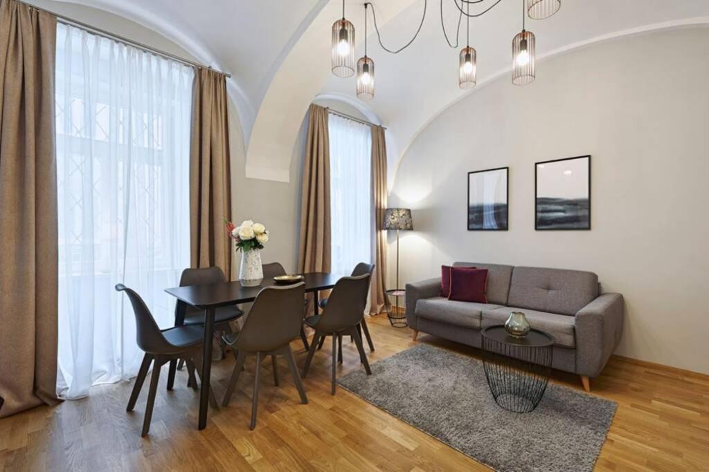 Vienne City Apartment Crown 6 מראה חיצוני תמונה