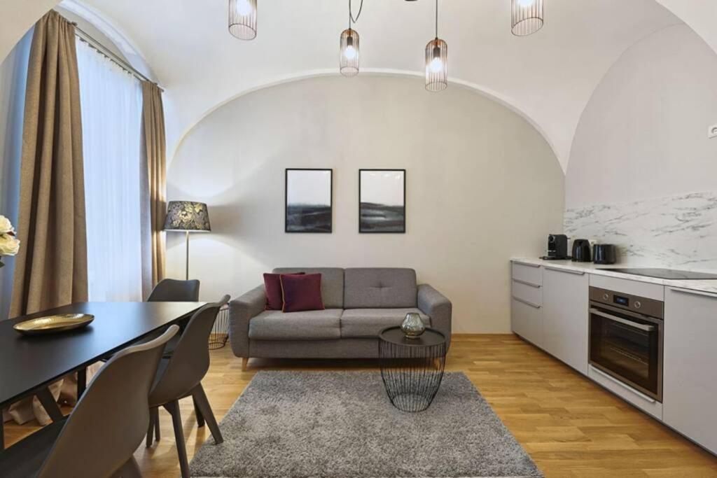 Vienne City Apartment Crown 6 מראה חיצוני תמונה